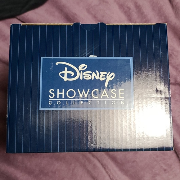 Disney Cinderella Courte de Force Resin Figure - Picture 3 of 3